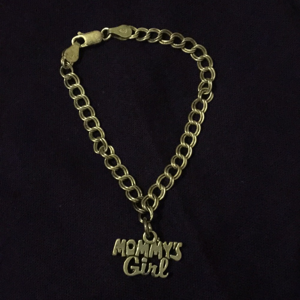 📦S A L E📦 Jewelry Mommy’s Girl Bracelet